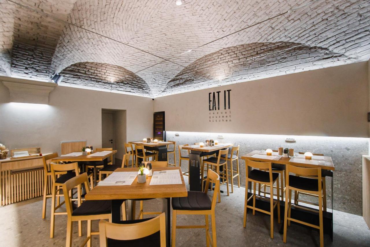 Eat It Cozy Downtown Apartments 拉迪亚 外观 照片