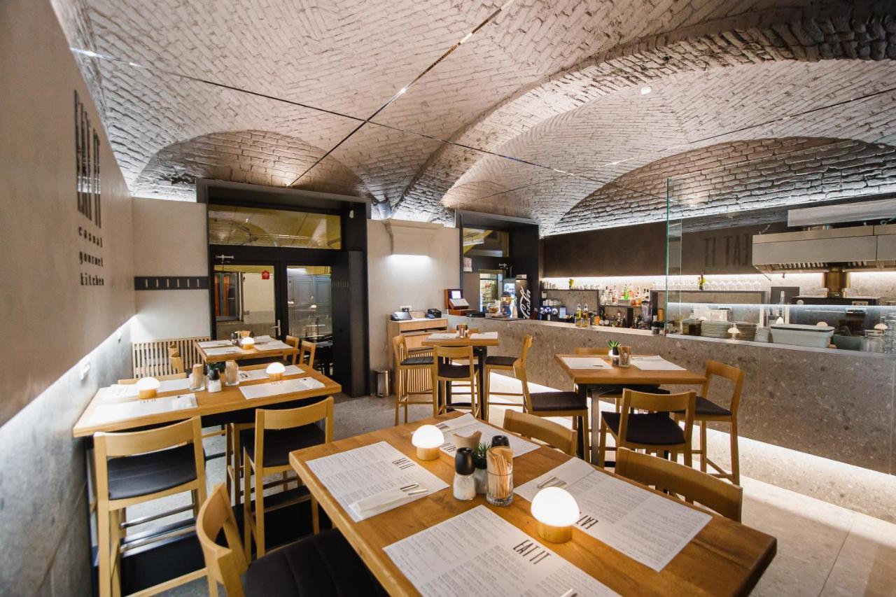 Eat It Cozy Downtown Apartments 拉迪亚 外观 照片